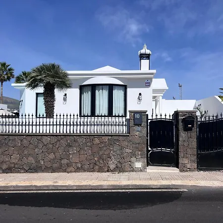 La Favorita Villa Puerto del Carmen (Lanzarote)