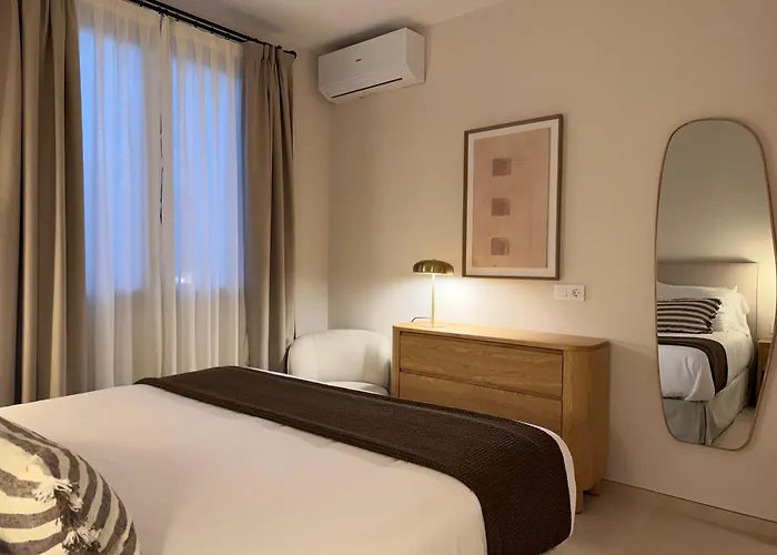 La Favorita Puerto del Carmen (Lanzarote)