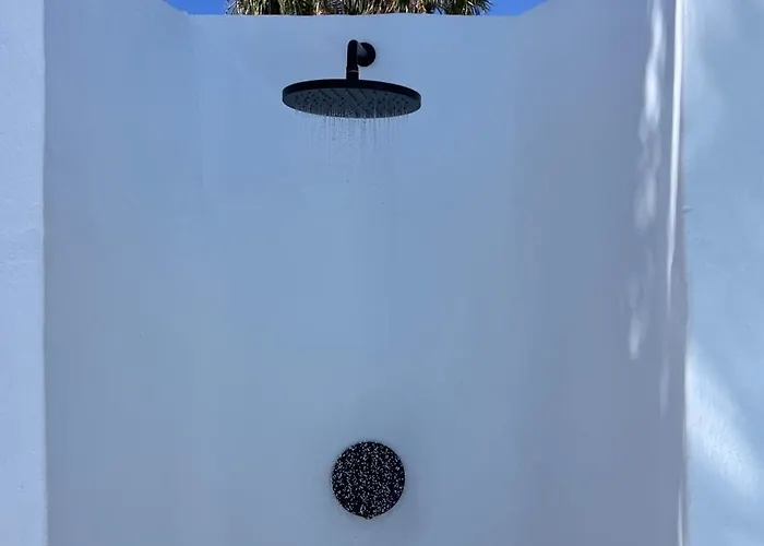 La Favorita فيلة *